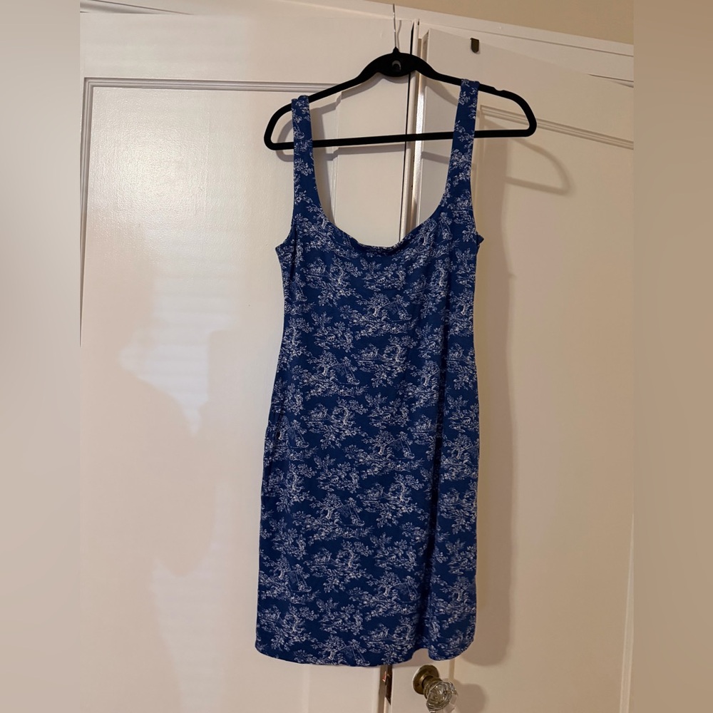 Elegant Blue Floral Dress